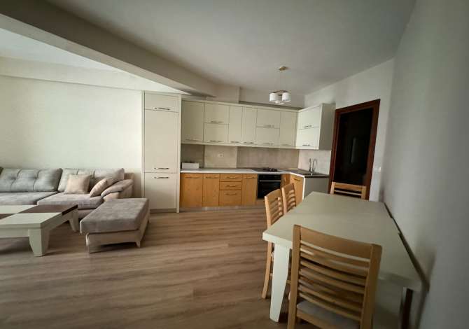 Shitet apartamenti 1+1, Sipërfaqa 79m2, Çmimi:1100€/m2, Adresa: Astir 