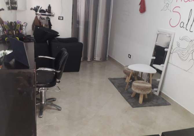 Business Property for Rent 1+1 in Tirana - 22,000 Leke