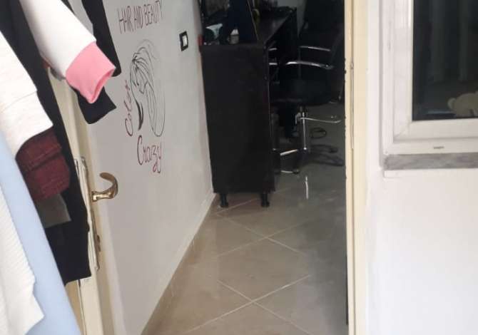 Business Property for Rent 1+1 in Tirana - 22,000 Leke