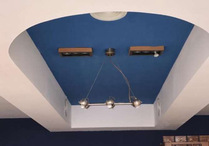 Jepet me qera ambient biznesi, i pershtatshem per lokal ose dyqan, Vizion +