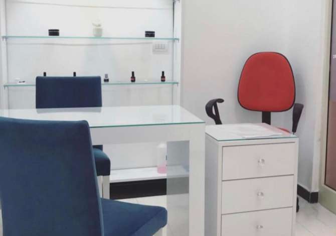 Business Property for Rent 1+1 in Tirana - 22,000 Leke