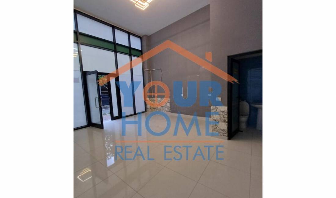 Jepet ambient me qera, Cmimi: 30000 ALL, Adresa: Don Bosko