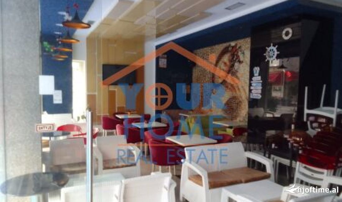 Shitet Lokali, Siperfaqja: 130 m2 Adresa: Shengjin , Cmimi: 150000Euro