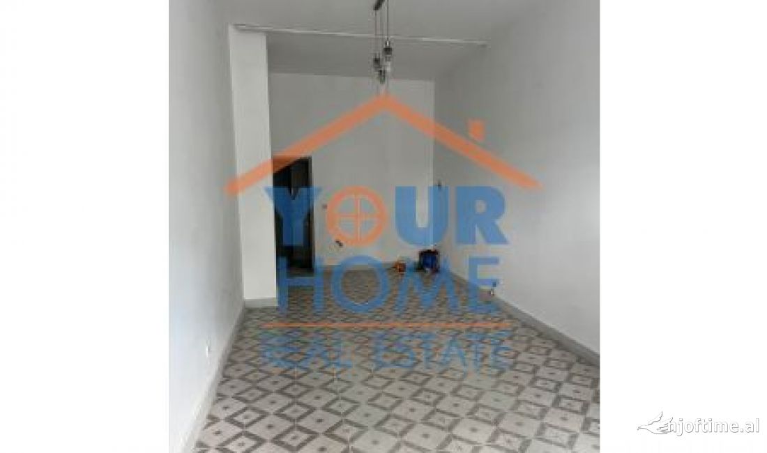 Shitet Dyqani, Adresa: Don Bosko, Cmimi: 40.000 euro i diskutueshem