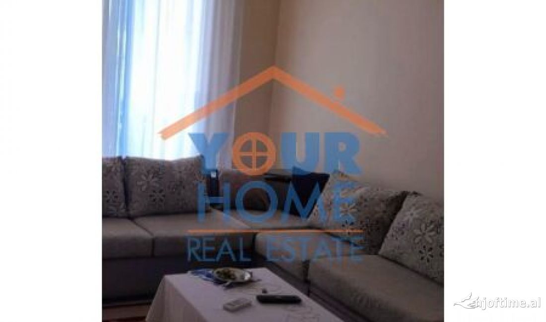 Shtepi me qera Apartament ne Tirane, 3+1, Mobilimi E mobiluar, Pagesa 400  Euro.