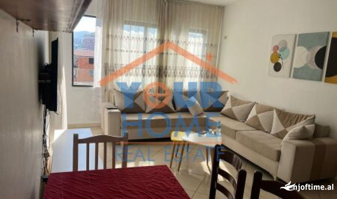 Shtepi me qera Apartament ne Tirane, 2+1, Mobilimi E mobiluar, Pagesa 500  Euro.