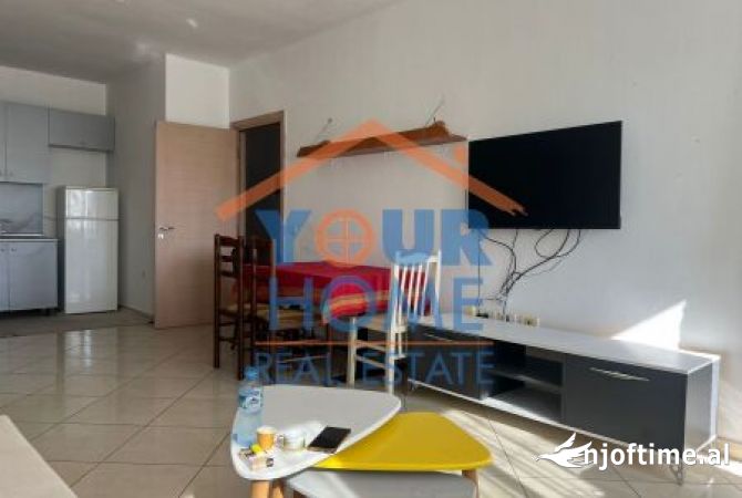 Shtepi me qera Apartament ne Tirane, 2+1, Mobilimi E mobiluar, Pagesa 500  Euro.