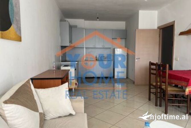 Shtepi me qera Apartament ne Tirane, 2+1, Mobilimi E mobiluar, Pagesa 500  Euro.