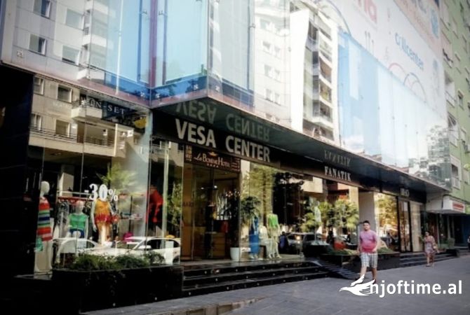 Ambient Biznesi për Qira në Bllok!