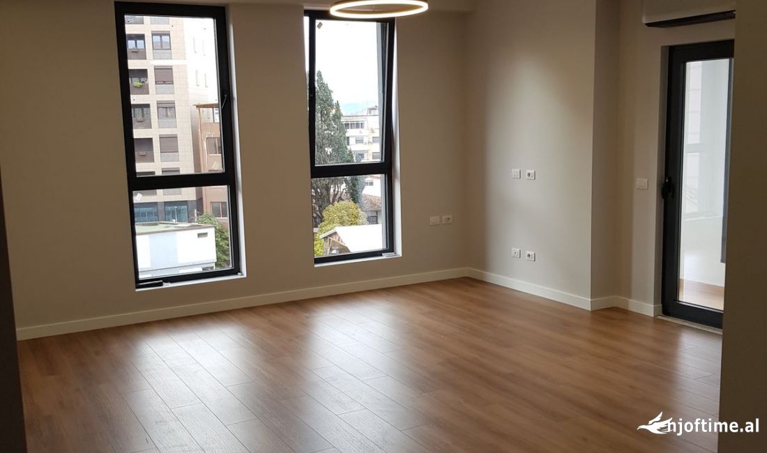 JepeJepet me qira apartament me 3 ambiente pune. Rruga Barrikadave.t me qera apartame