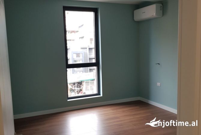 Business Property for Rent 1+1 in Tirana - 850 Euro