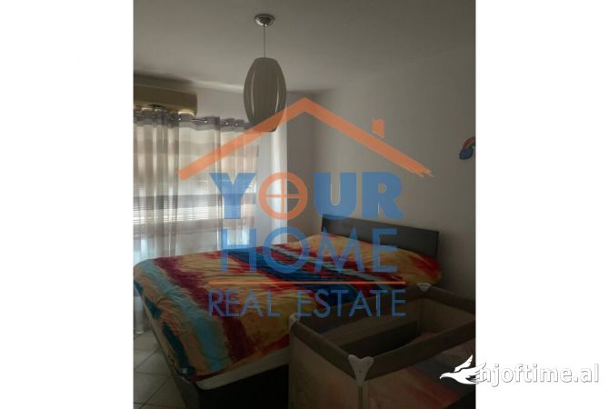 Shtepi me qera Apartament ne Tirane, 2+1, Mobilimi E mobiluar, Pagesa 700  Euro.