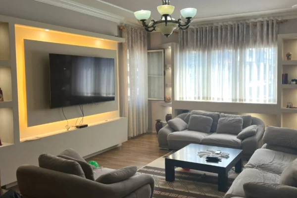 Shtepi ne shitje 3+1 ne Tirane - 205,800 Euro