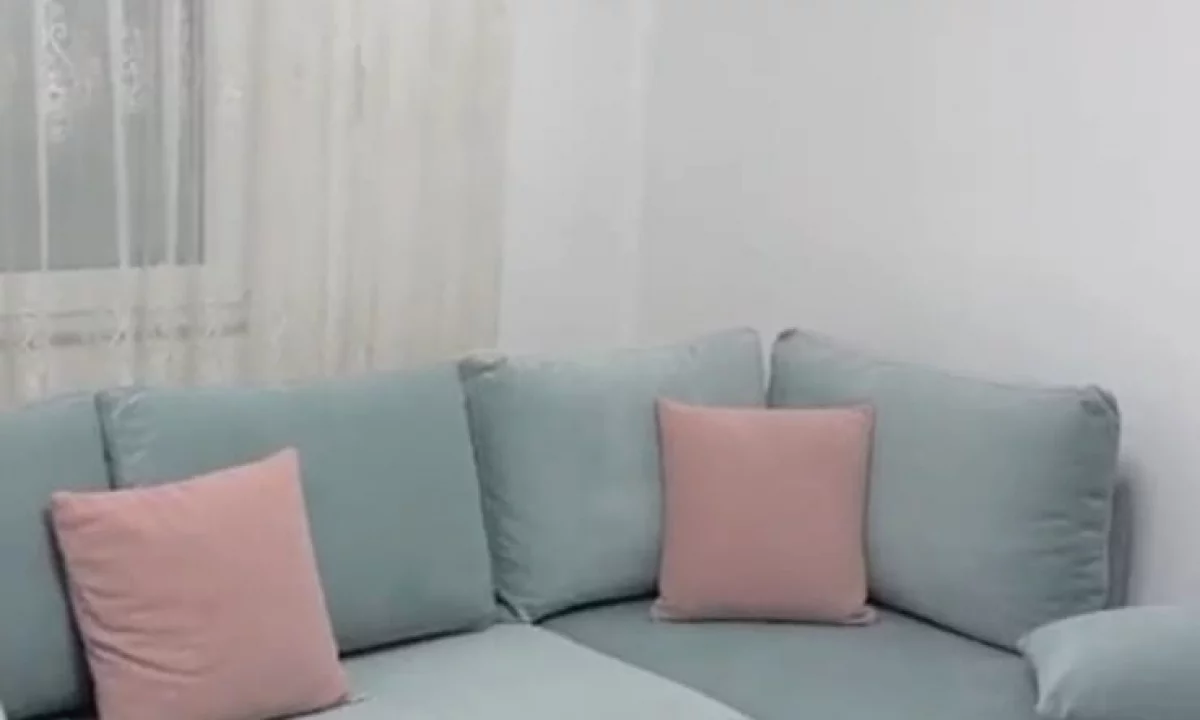 Shtepi me qera Apartament ne Tirane, 1+1, Mobilimi E mobiluar, Pagesa 60,000  Leke.