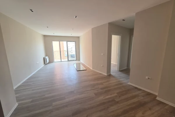 🔥 Apartament 2+1+2 për Shitje pranë Shkollës së Kuqe 🏡✨