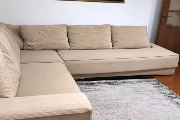 Shtepi me qera 1+1 ne Tirane - 50,000 Leke
