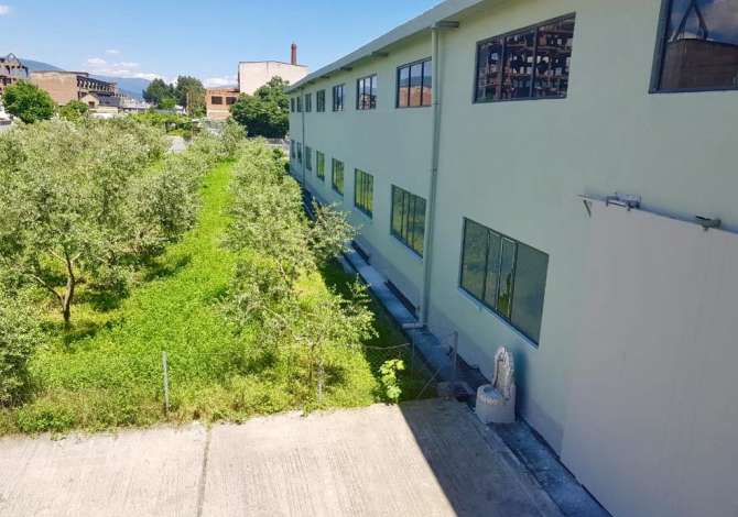 Business Property for Rent 4+1 in Elbasan - 2,500 Euro