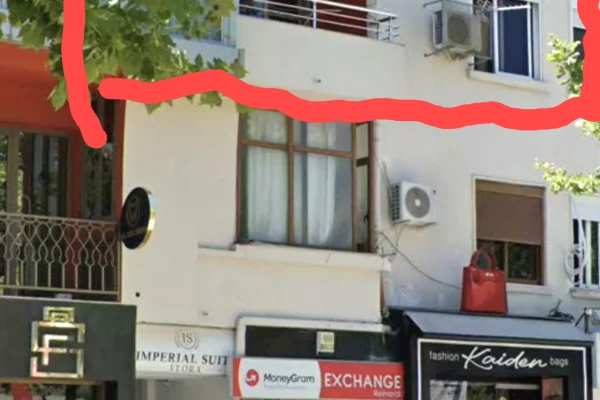 Ambient per zyre ne qender te vlores 70m2