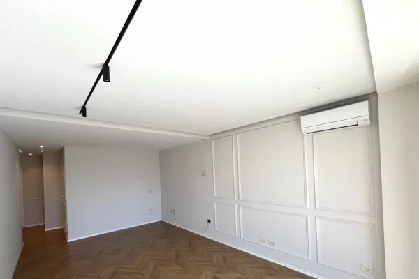 Business Property for Rent 3+1 in Tirana - 1,500 Euro