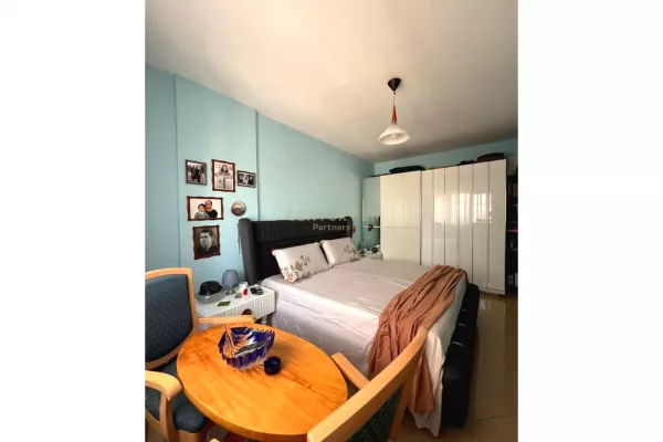 Shtepi ne shitje Apartament ne Tirane, 2+1, Mobilimi E mobiluar, Pagesa 215,000  Euro.