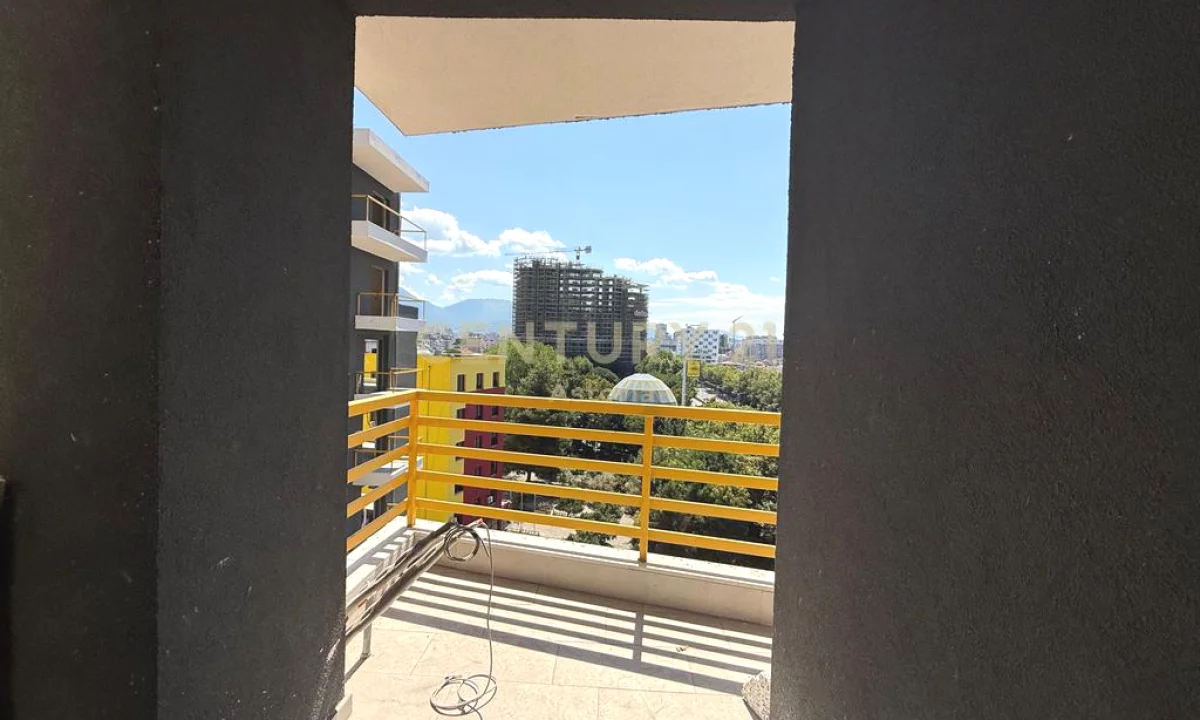 Jepen me qira 4 apartamente ne te njejtin kat – Rruga “Dritan Hoxha”