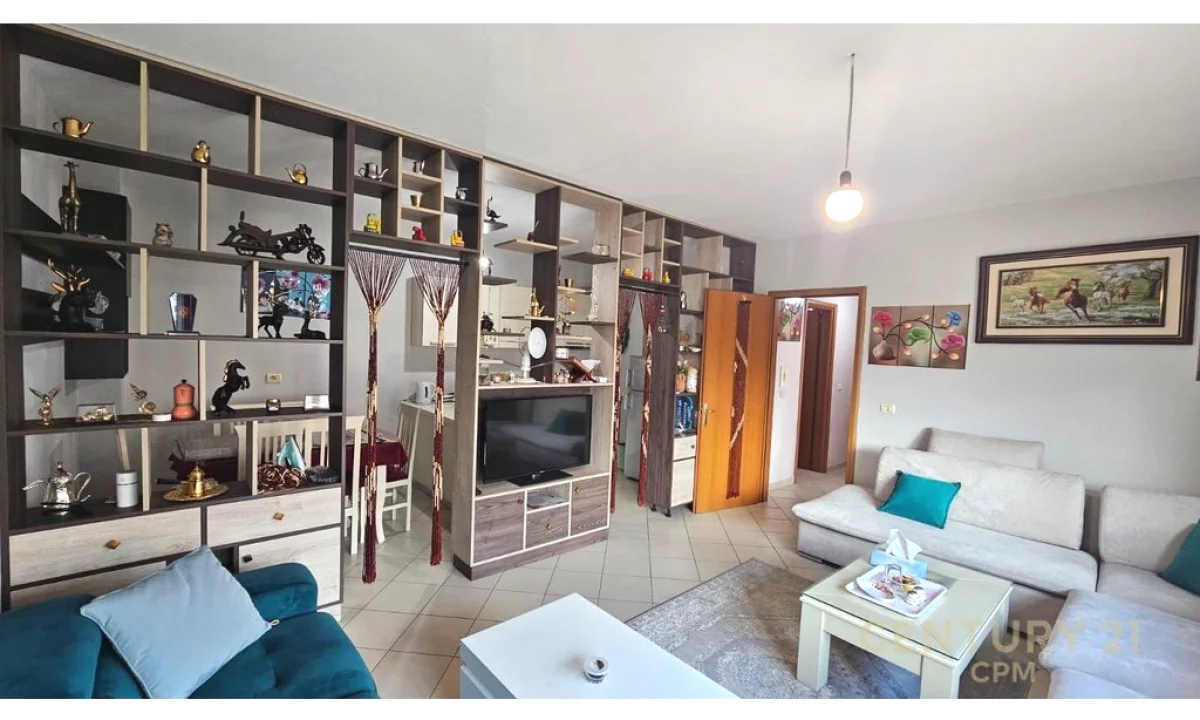 Shtepi ne shitje Apartament ne Tirane, 1+1, Mobilimi E mobiluar, Pagesa 120,000  Euro.