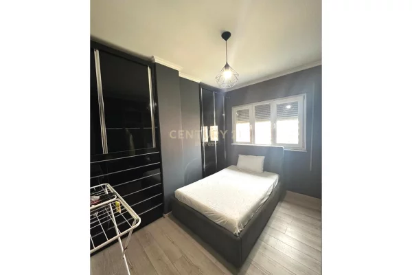 Shtepi ne shitje Apartament ne Tirane, 2+1, Mobilimi E mobiluar, Pagesa 220,000  Euro.