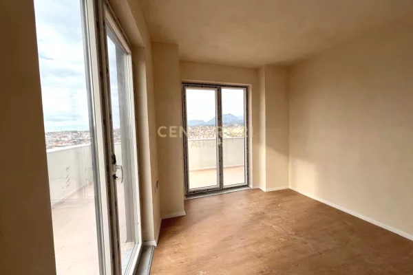 Shtepi ne shitje Apartament ne Tirane, 1+1, Mobilimi Bosh, pa mobiluar, Pagesa 145,000  Euro.