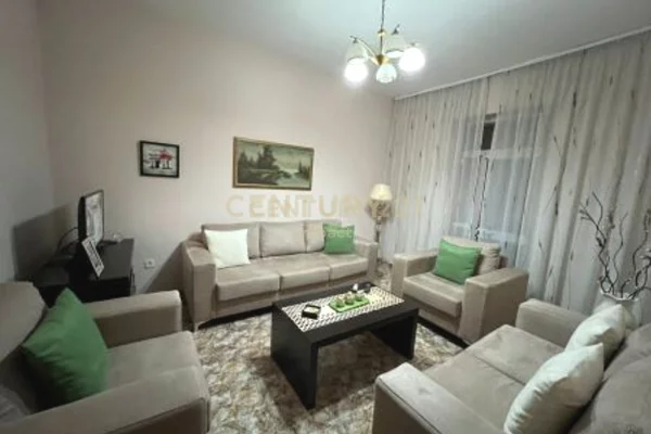 SHESIM APARTAMENT 1+1 ME AMBIENT GATIMI ME VETE, I MOBILUAR!