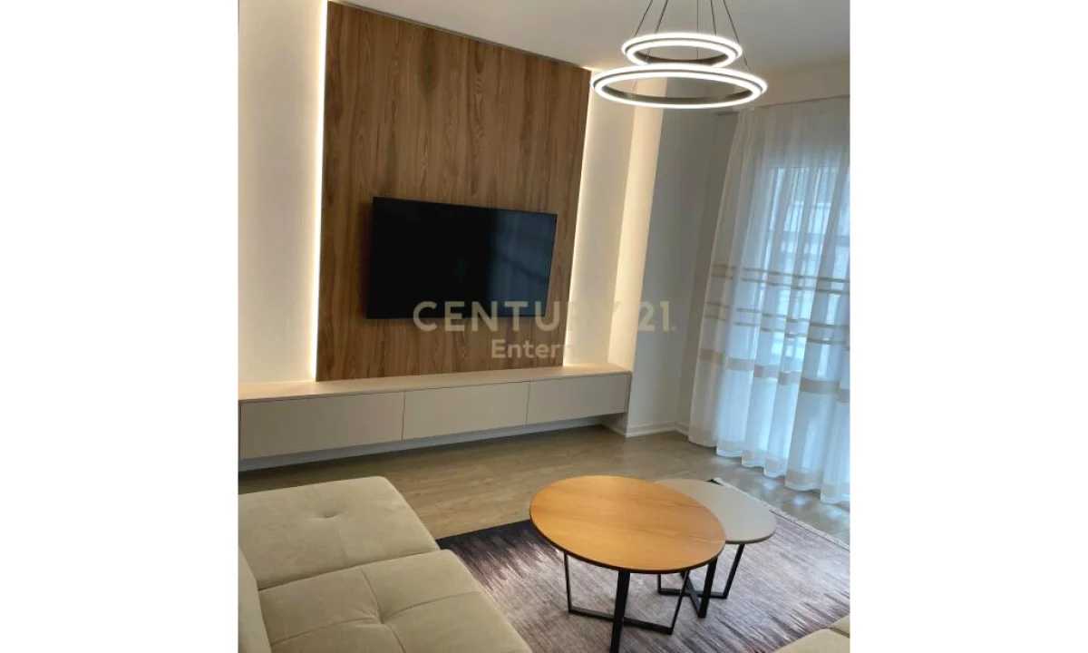 Shtepi ne shitje Apartament ne Tirane, 1+1, Mobilimi E mobiluar, Pagesa 297,000  Euro.