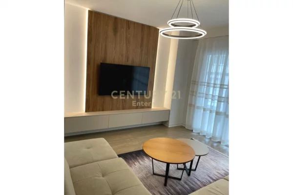 Shiten 2 Apartamente tek Rruga e Elbasanit