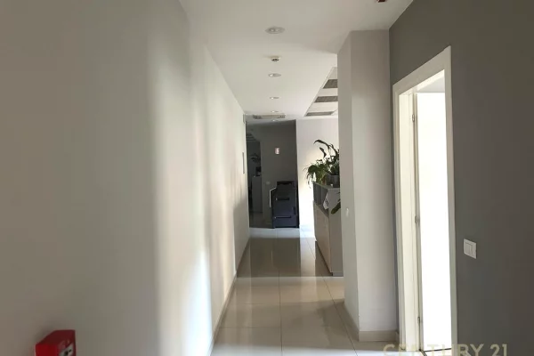 Business Property for Rent 3+1 in Tirana - 4,250 Dollar
