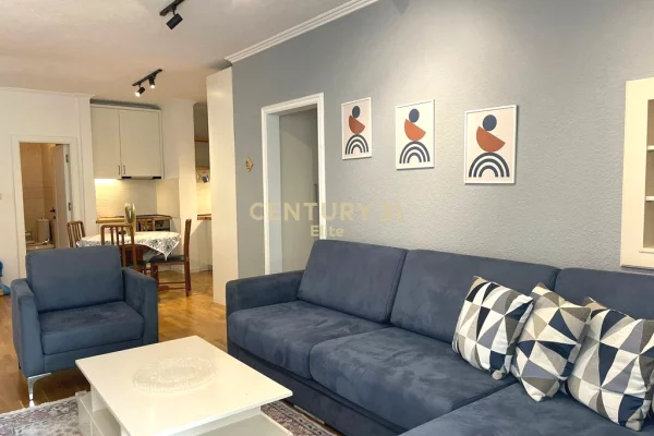 Shtepi me qera Apartament ne Tirane, 2+1, Mobilimi E mobiluar, Pagesa 750  Euro.