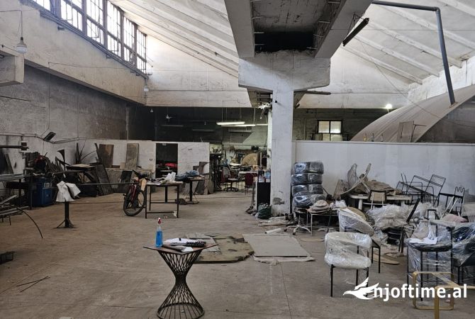 Jepet me qera Magazine ne Kombinat 1300 EURO