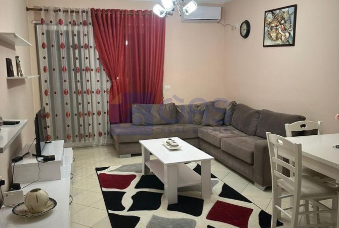 Jepet me qera apartament 1+1 ne Fresk