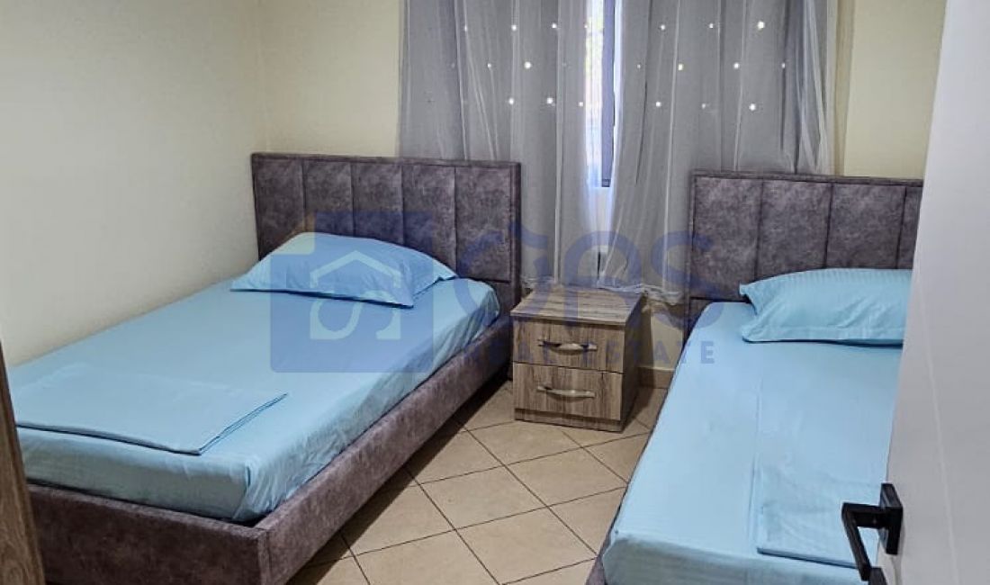 Shtepi me qera Apartament ne Tirane, 2+1, Mobilimi E mobiluar, Pagesa 400  Euro.