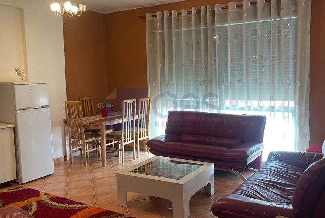 Jepet me qera shtepi 1+1 ne Fresk, Tirane 