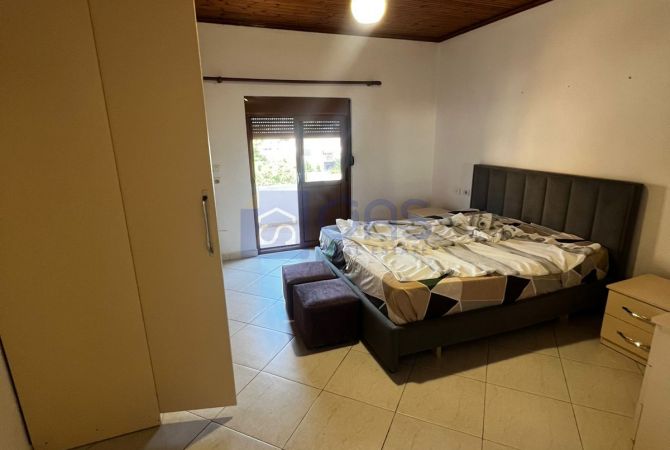 Shtepi me qera Apartament ne Tirane, 2+1, Mobilimi E mobiluar, Pagesa 400  Euro.