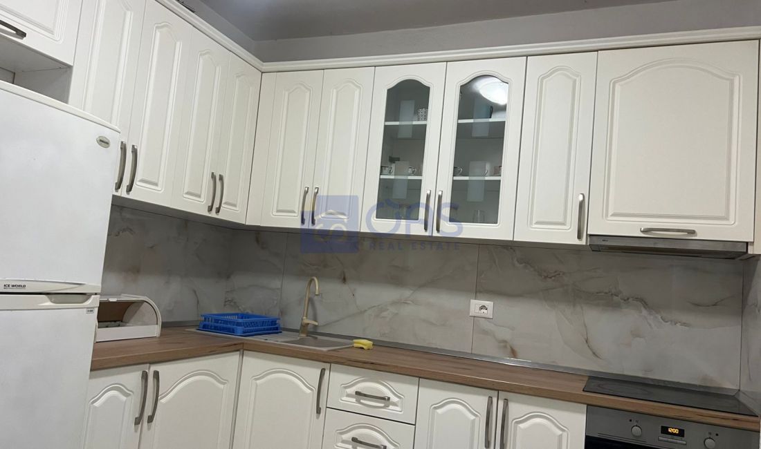 Shtepi me qera Apartament ne Tirane, 1+1, Mobilimi E mobiluar, Pagesa 350  Euro.