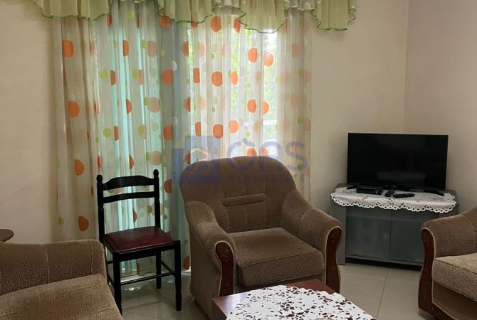Shtepi me qera Apartament ne Tirane, 1+1, Mobilimi E mobiluar, Pagesa 350  Euro.