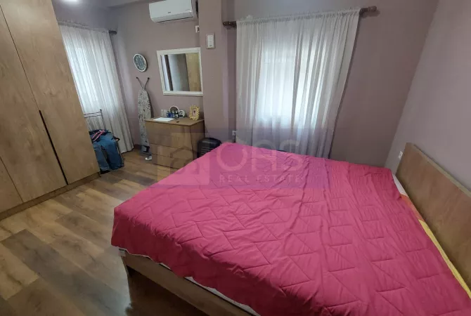 Shtepi me qera Vila Luksoze ne Tirane, 7+1, Mobilimi E mobiluar, Pagesa 1,200  Euro.