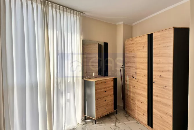 Shtepi me qera Apartament ne Tirane, 1+1, Mobilimi E mobiluar, Pagesa 550  Euro.