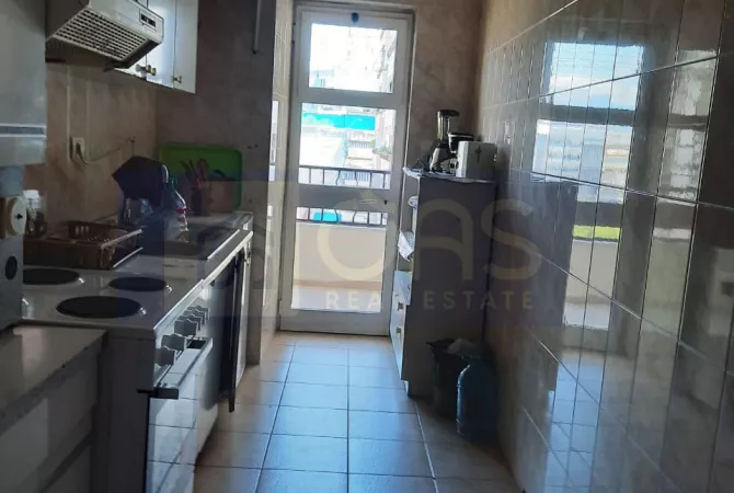 Shtepi me qera Apartament ne Tirane, 2+1, Mobilimi E mobiluar, Pagesa 500  Euro.