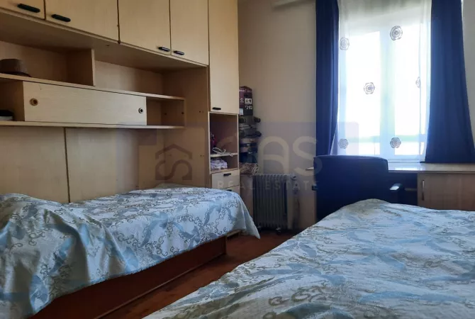 Shtepi me qera Apartament ne Tirane, 2+1, Mobilimi E mobiluar, Pagesa 500  Euro.