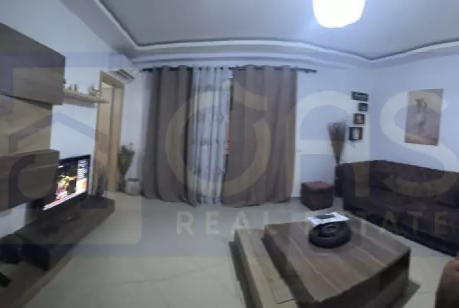 Shtepi me qera Apartament ne Tirane, 2+1, Mobilimi E mobiluar, Pagesa 500  Euro.