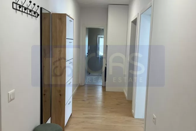 Shtepi me qera Apartament ne Tirane, 2+1, Mobilimi E mobiluar, Pagesa 950  Euro.