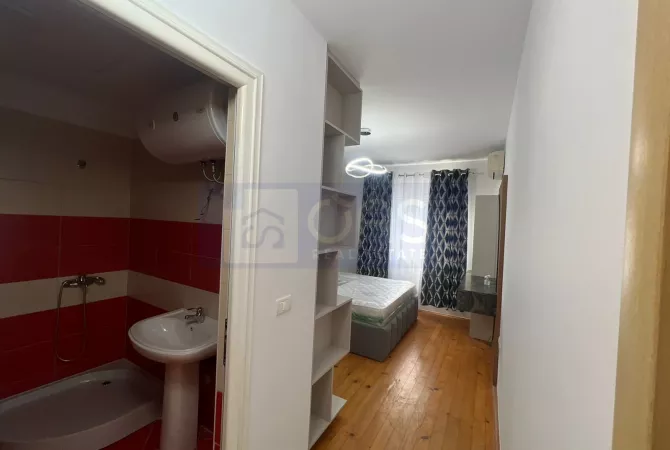 Shtepi me qera Apartament ne Tirane, 2+1, Mobilimi E mobiluar, Pagesa 500  Euro.