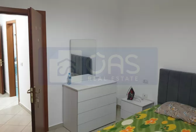 Shtepi me qera Apartament ne Tirane, 2+1, Mobilimi E mobiluar, Pagesa 450  Euro.