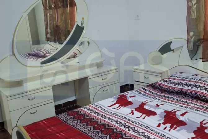 Shtepi me qera Apartament ne Tirane, 2+1, Mobilimi E mobiluar, Pagesa 500  Euro.