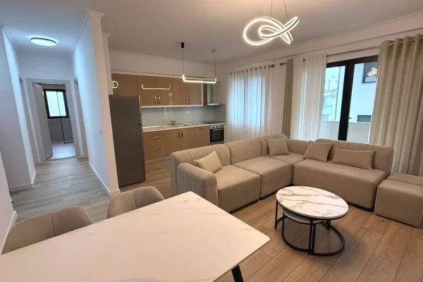 Jepet me qera apartament 2+1 tek Kodra e Diellit 800€